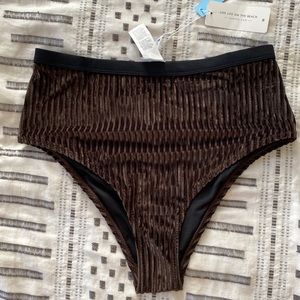 Cupshe suede brown bikini bottom.